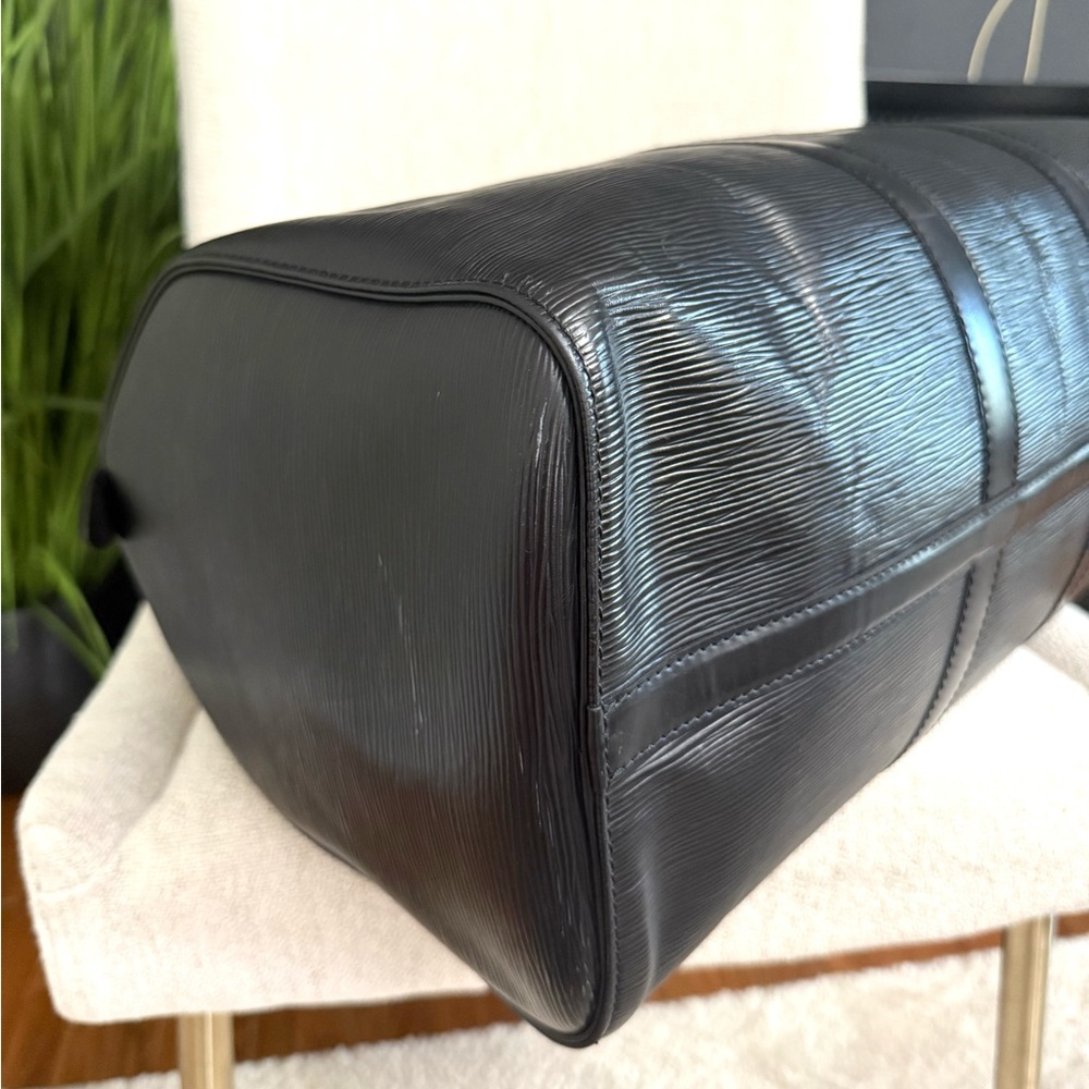 Authentic Louis Vuitton unisex Keepall 45 bag black Epi leather - Picture 11 of 16